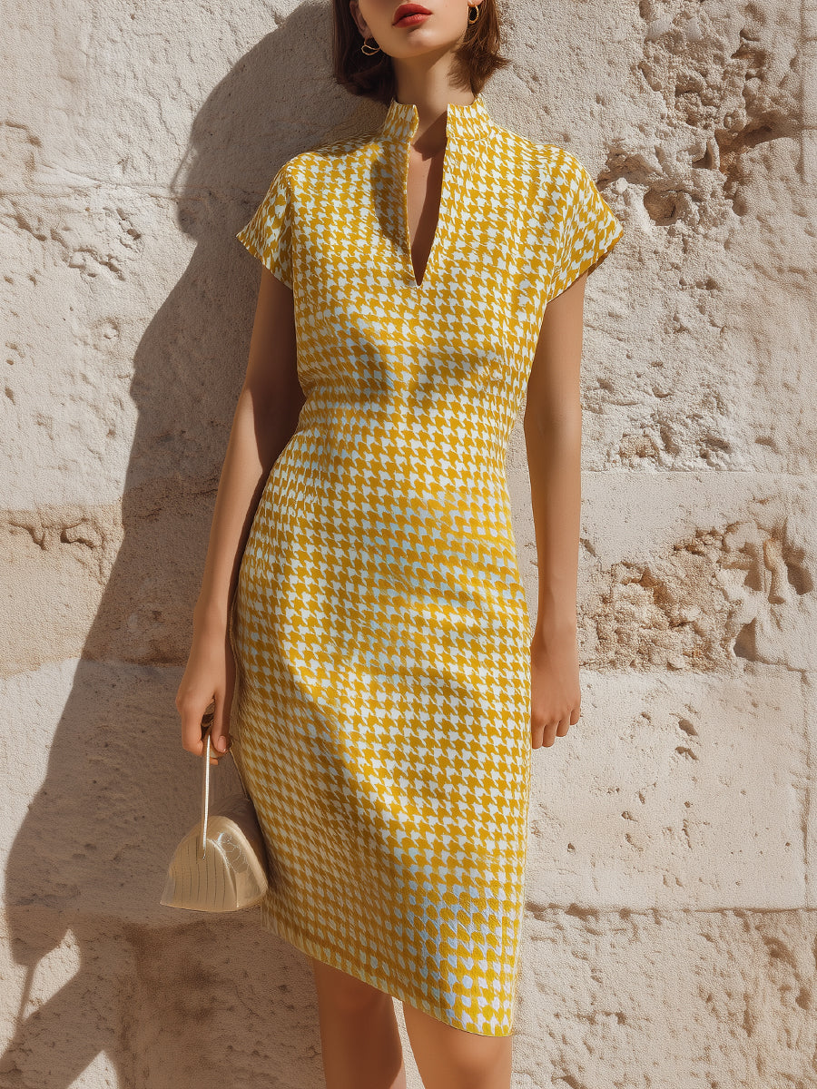 Short Sleeve Houndstooth Print Midi Dress