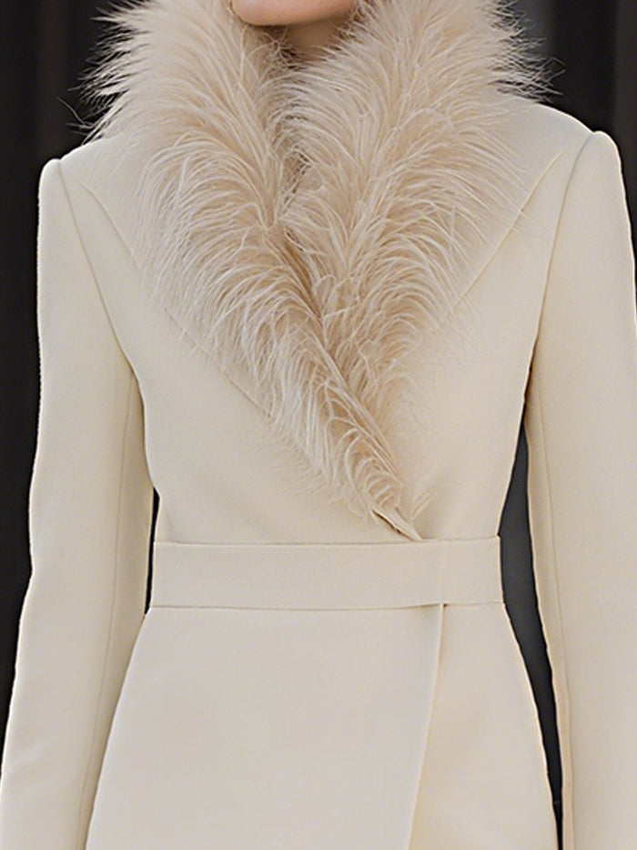Elegant Wool Coat With Faux Fur Collar