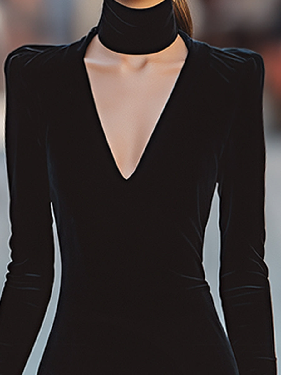 Velvet Hourglass Gown With Pleated Mermaid Hem