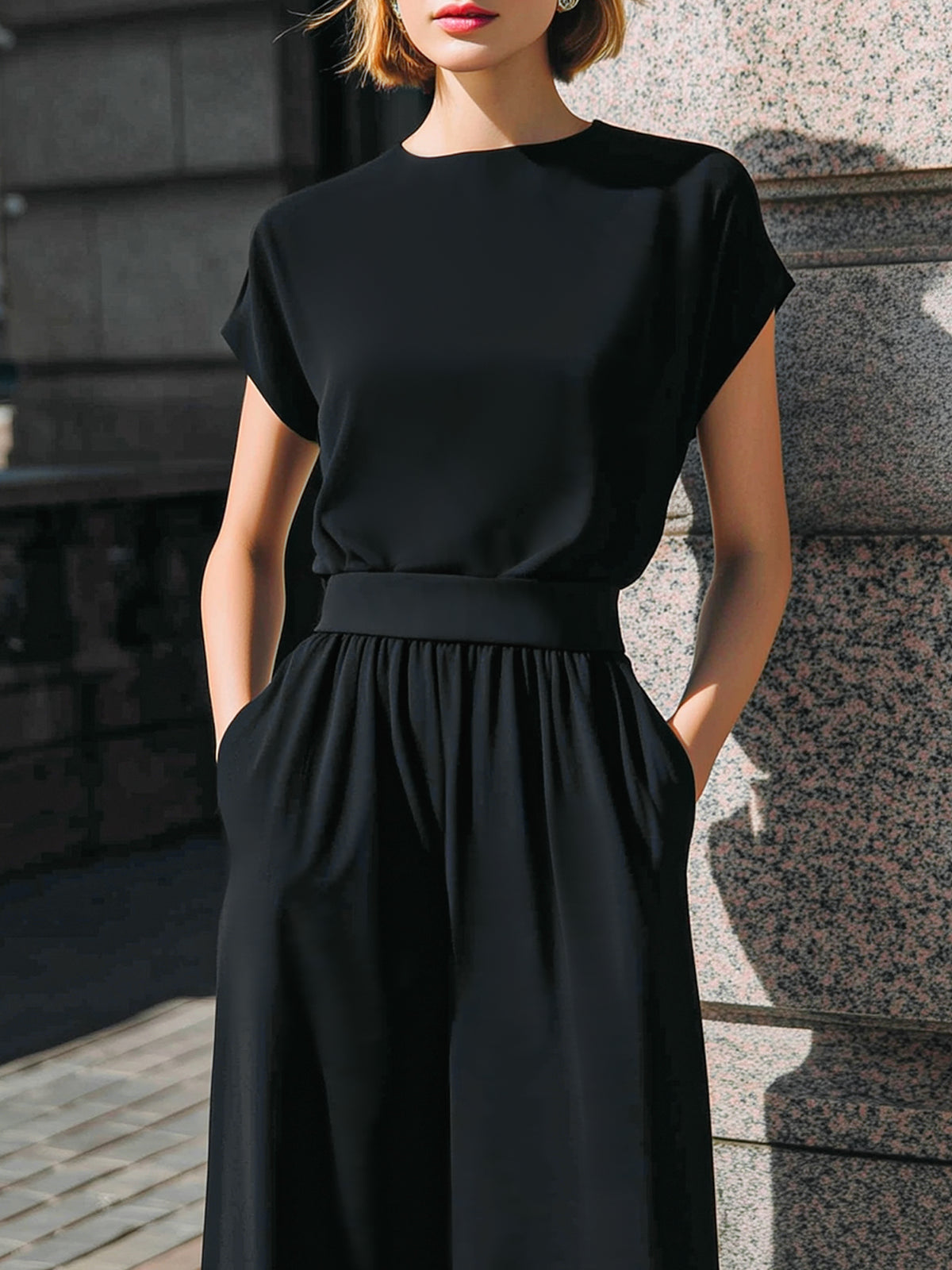 Minimalist Cap-Sleeve Top & Wide-Leg Culotte Set