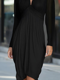 Elegant Pleated V-Neck Long Sleeve Midi Dress