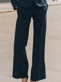 Three-dimensional Structured Old-fashioned Suit