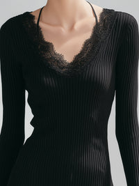 Lace-Trim Ribbed Knit V-Neck Long Sleeve Top In Black