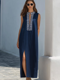 Embroidered Placket Sleeveless Drawstring Midi Dress