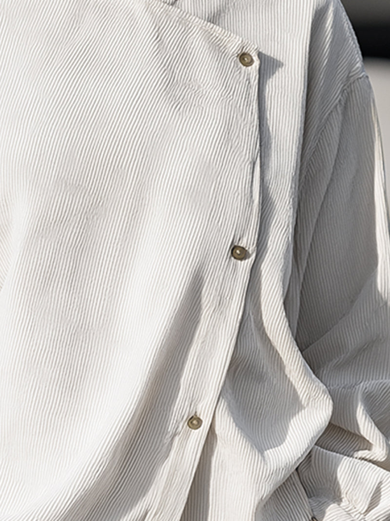 Casual Buttoned Collar Shirt In Cream White